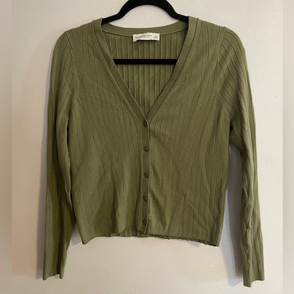 Abercrombie & Fitch green cropped cardigan size L